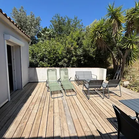 Lägenhet Avec Terrasse Ensoleillee A Propriano