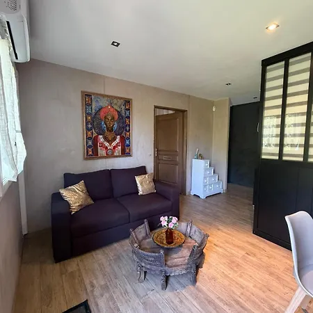 Lägenhet Avec Terrasse Ensoleillee A Propriano *